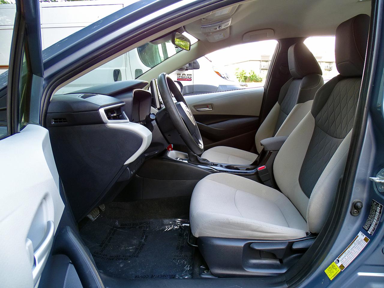 Toyota Corolla LE CVT (Natl) 2021