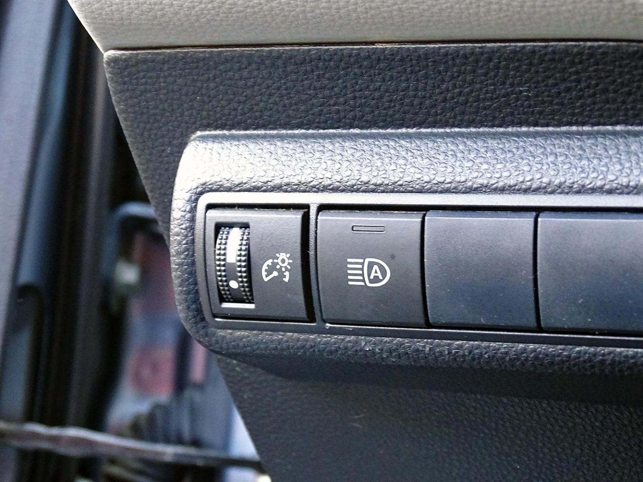 Toyota Corolla LE CVT (Natl) 2021