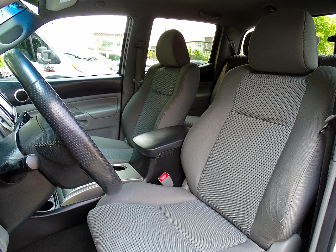 Toyota Tacoma 4WD Double Cab V6 AT TRD Off Road (Natl) 2015
