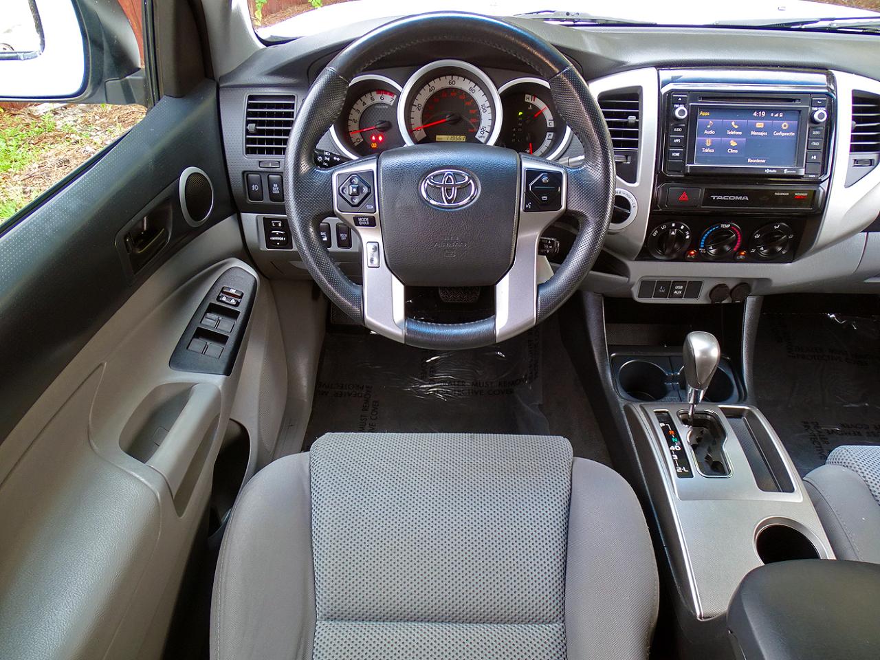 Toyota Tacoma 4WD Double Cab V6 AT TRD Off Road (Natl) 2015