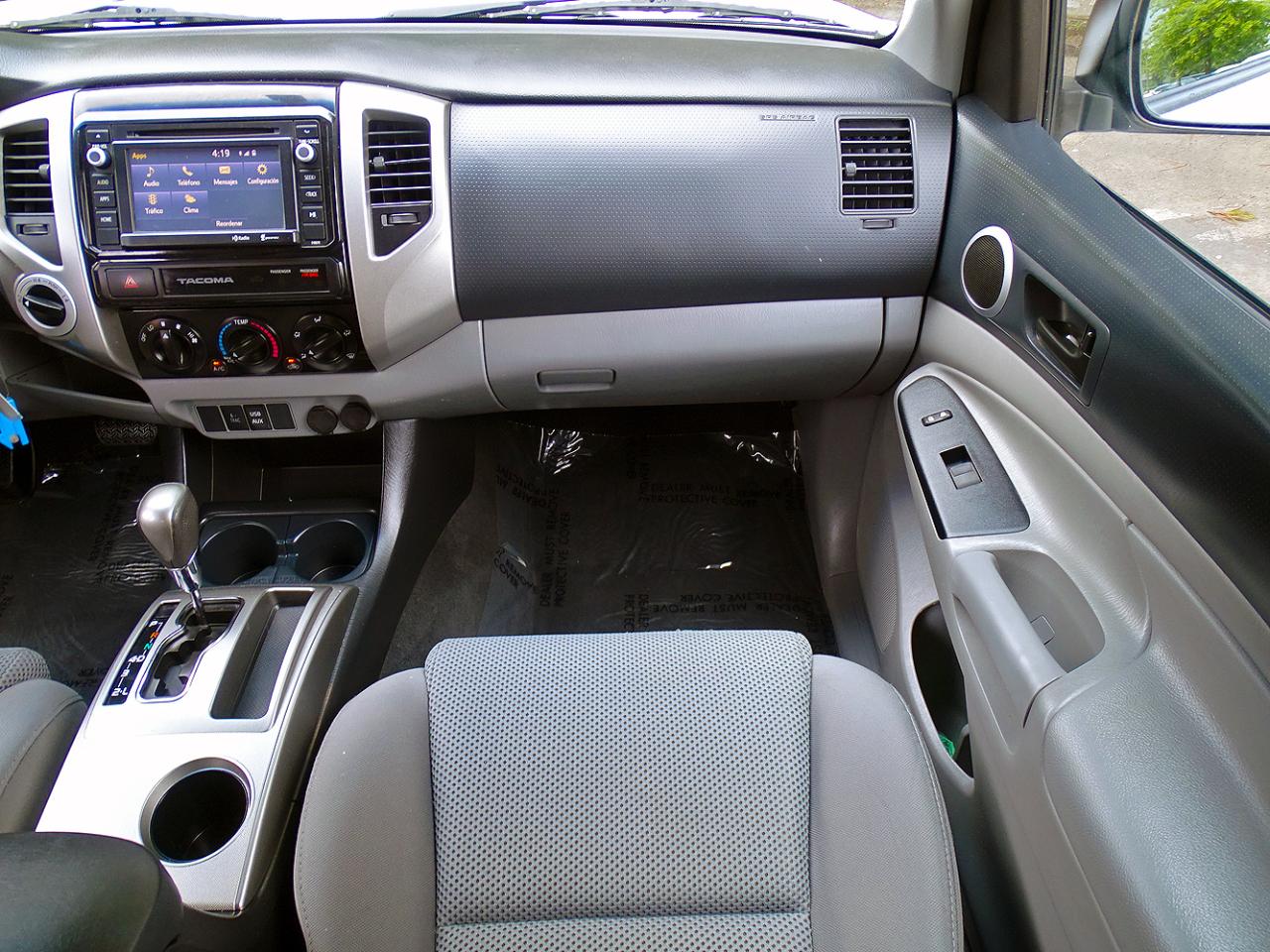 Toyota Tacoma 4WD Double Cab V6 AT TRD Off Road (Natl) 2015