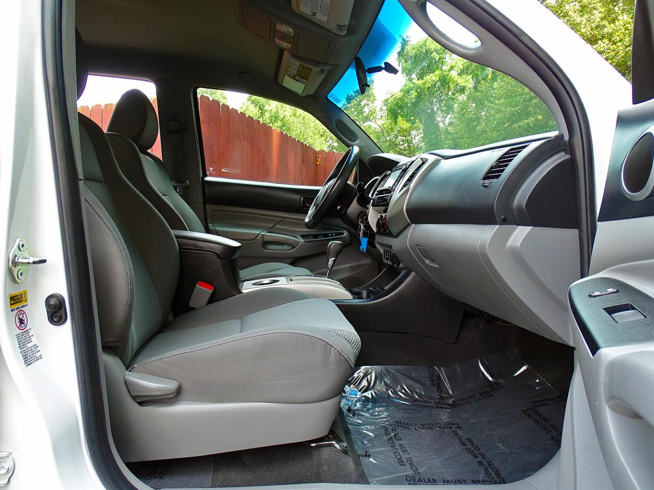 Toyota Tacoma 4WD Double Cab V6 AT TRD Off Road (Natl) 2015