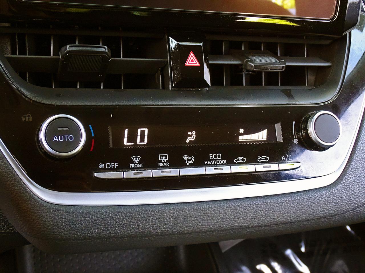 Toyota Corolla photo 24