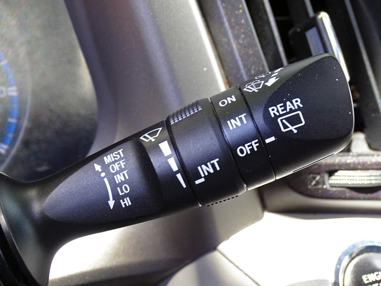 Toyota RAV4 XLE AWD (Natl) 2017