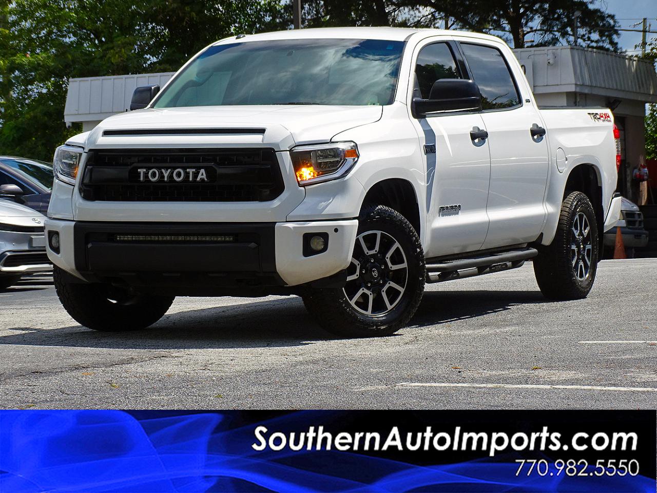 Toyota Tundra 4WD SR5 CrewMax 5.5' Bed 5.7L (Natl) 2017