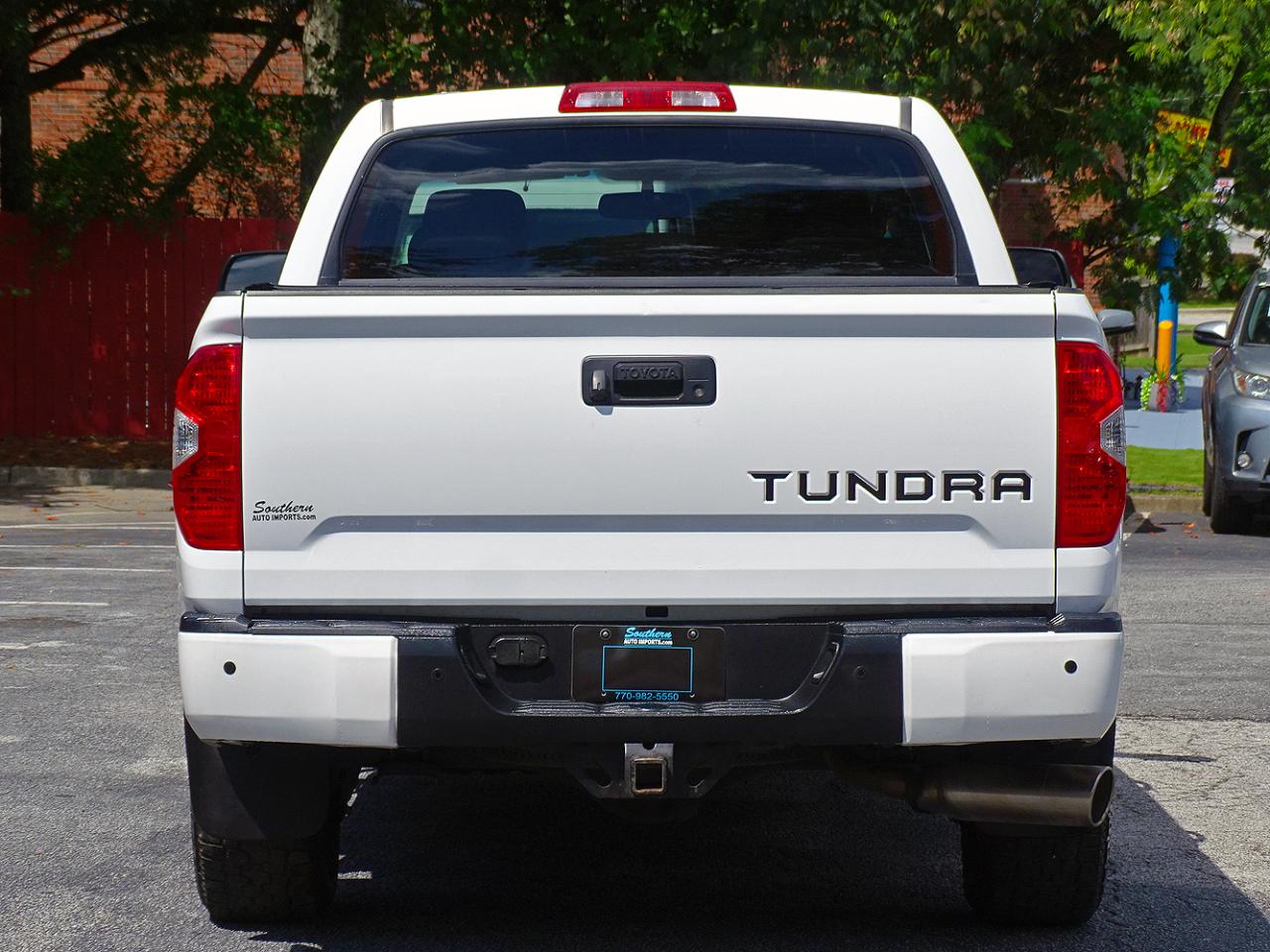 Toyota Tundra 4WD SR5 CrewMax 5.5' Bed 5.7L (Natl) 2017