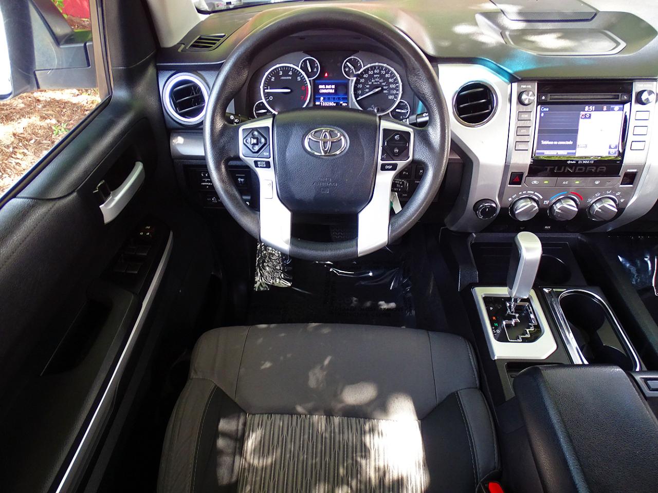 Toyota Tundra 4WD SR5 CrewMax 5.5' Bed 5.7L (Natl) 2017