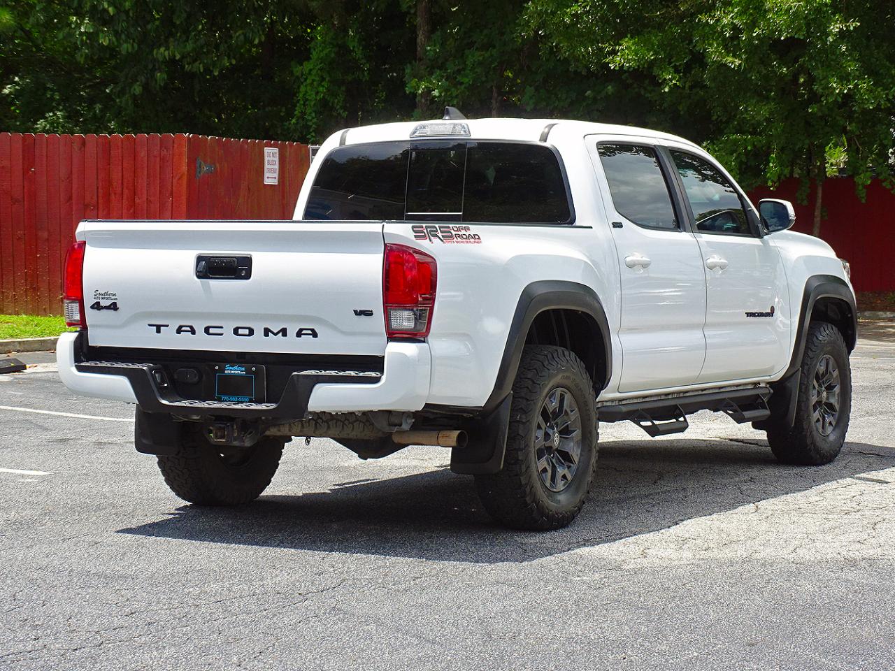 Toyota Tacoma 4WD  2021