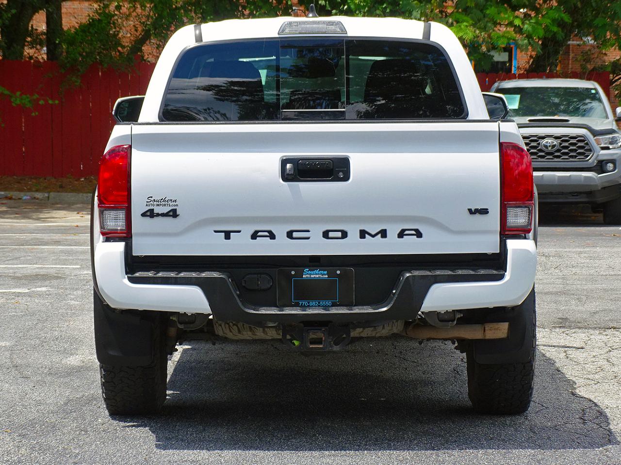 Toyota Tacoma 4WD  2021