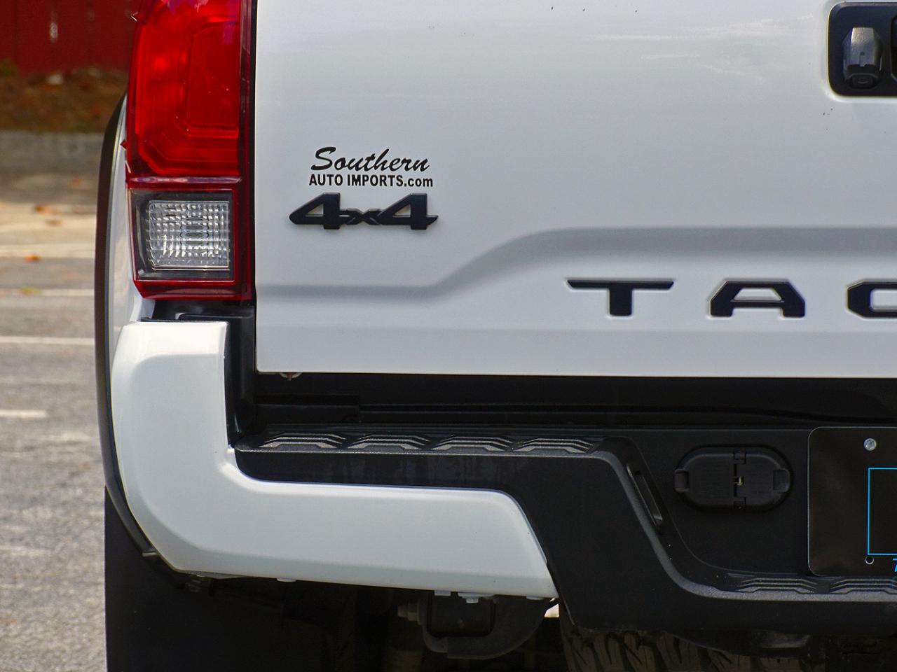 Toyota Tacoma 4WD  2021