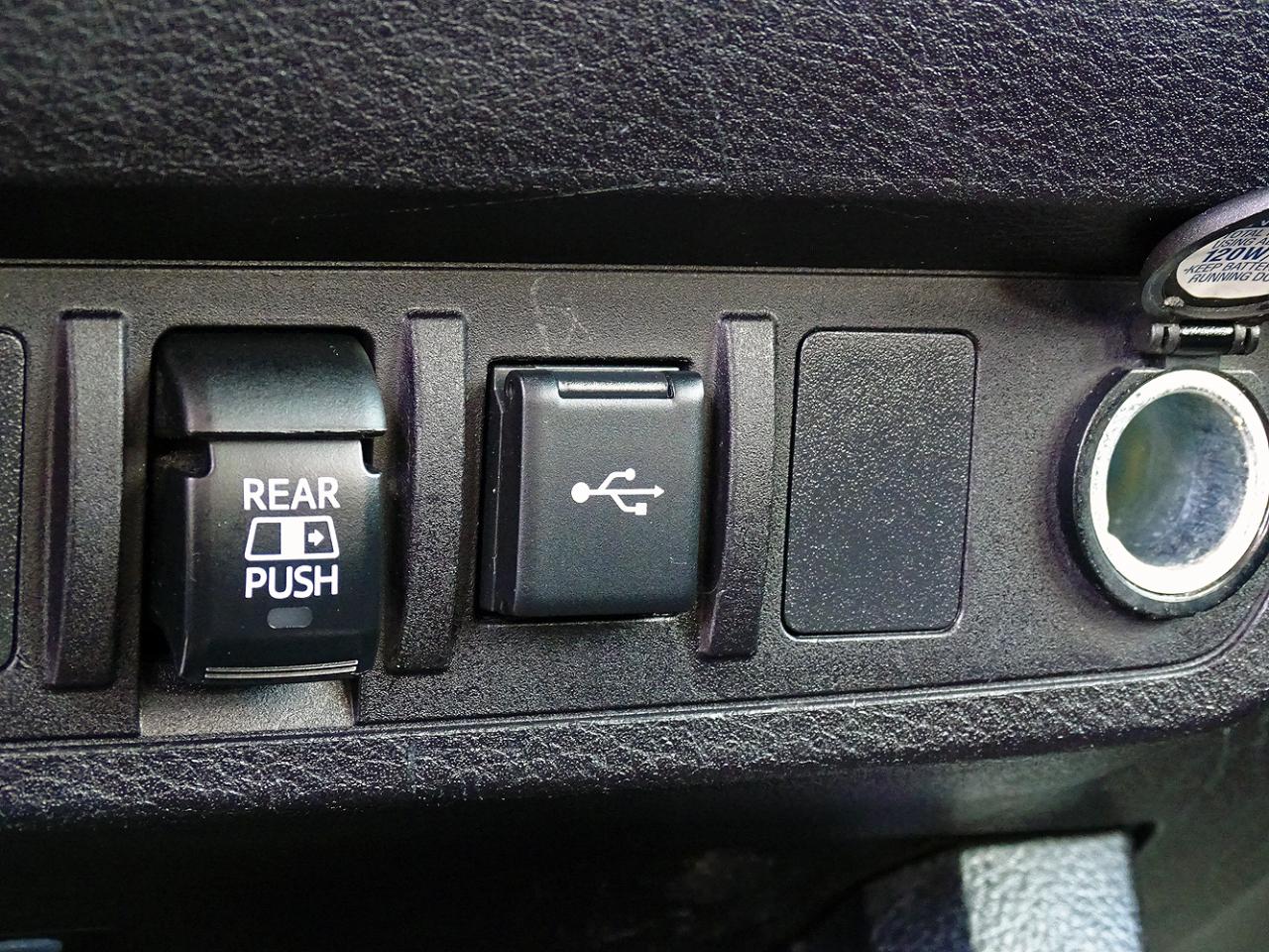 Toyota Tacoma 4WD  2021
