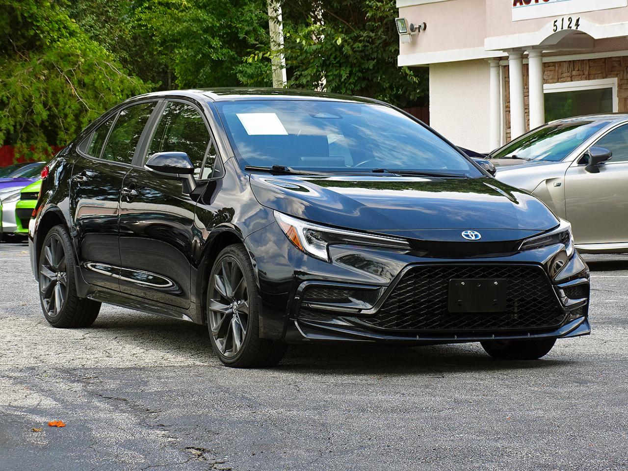 Toyota Corolla Hybrid SE FWD (Natl) 2023