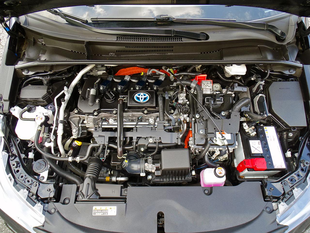 Toyota Corolla Hybrid SE FWD (Natl) 2023