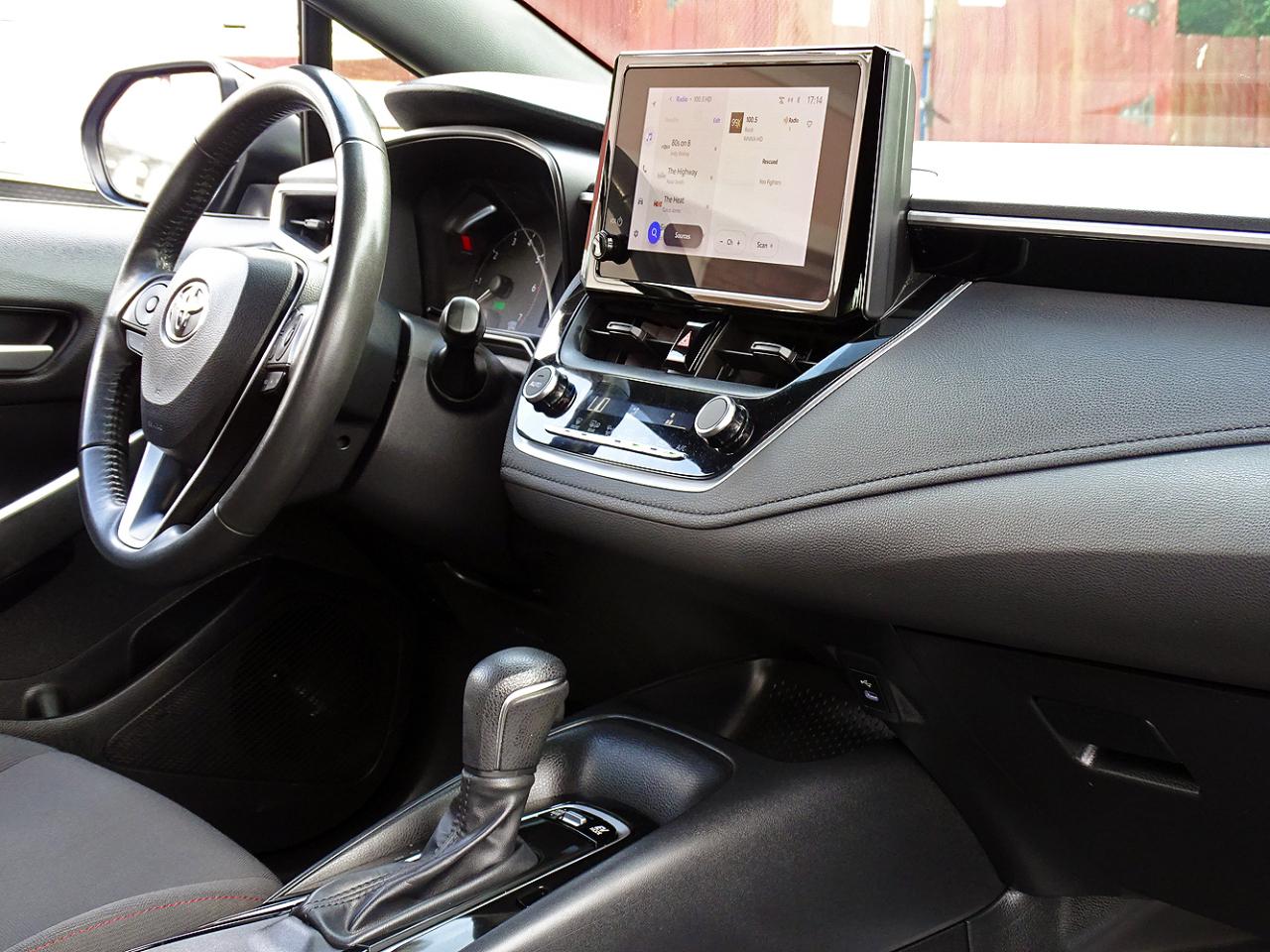 Toyota Corolla Hybrid SE FWD (Natl) 2023