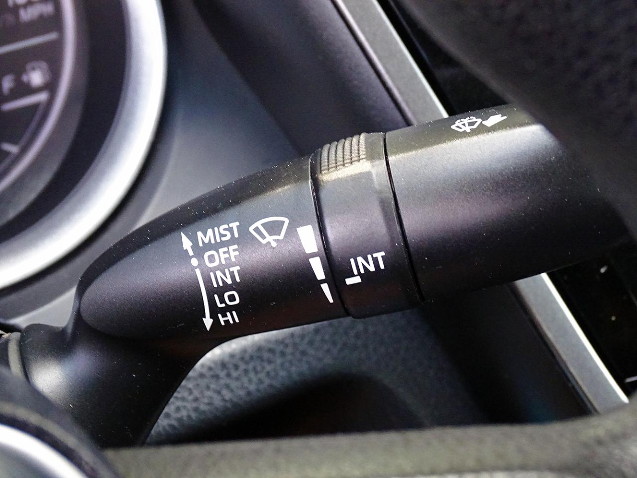 Toyota Camry LE Auto (Natl) 2021