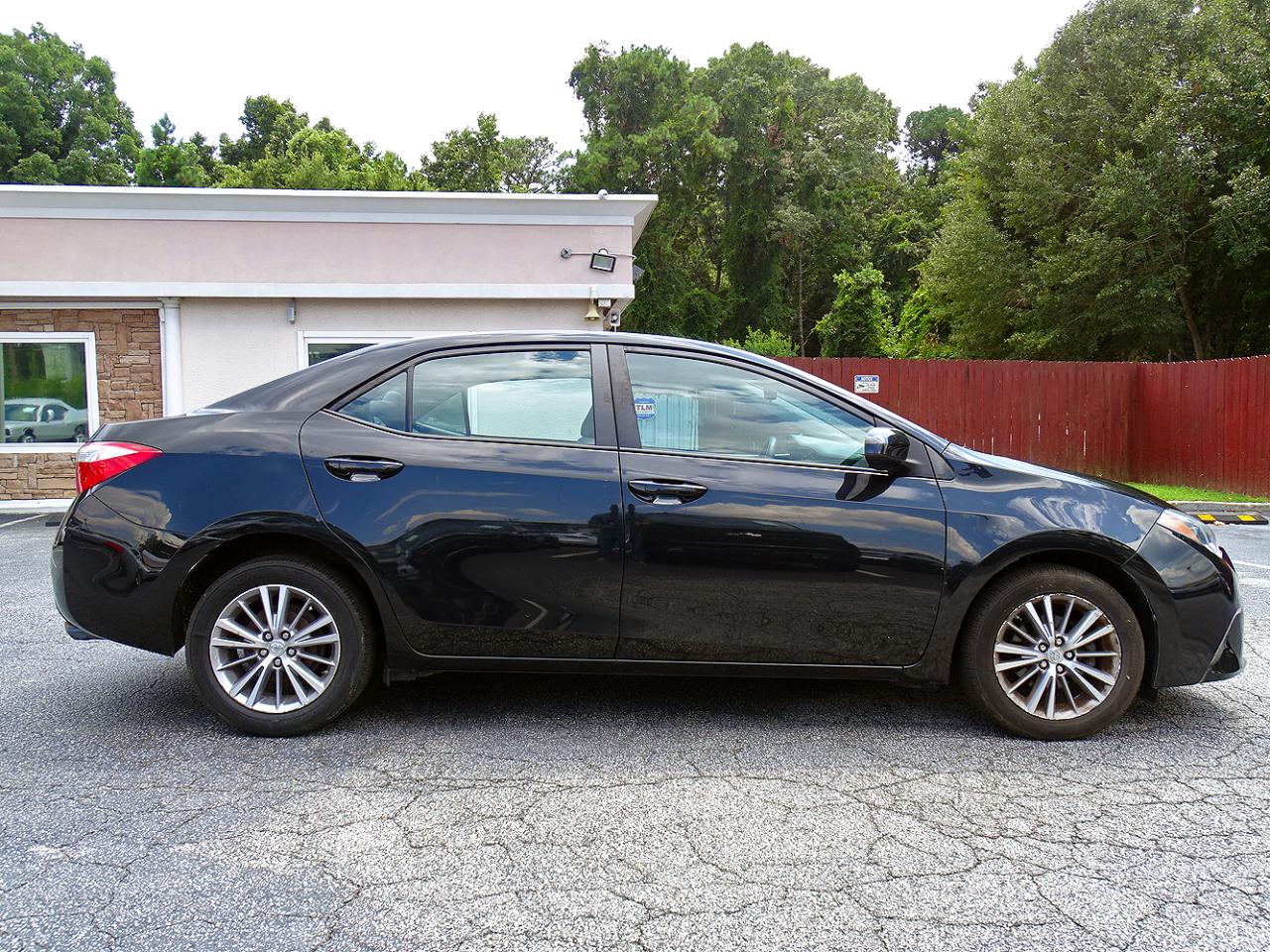Toyota Corolla 4dr Sdn CVT LE Premium (Natl) 2014