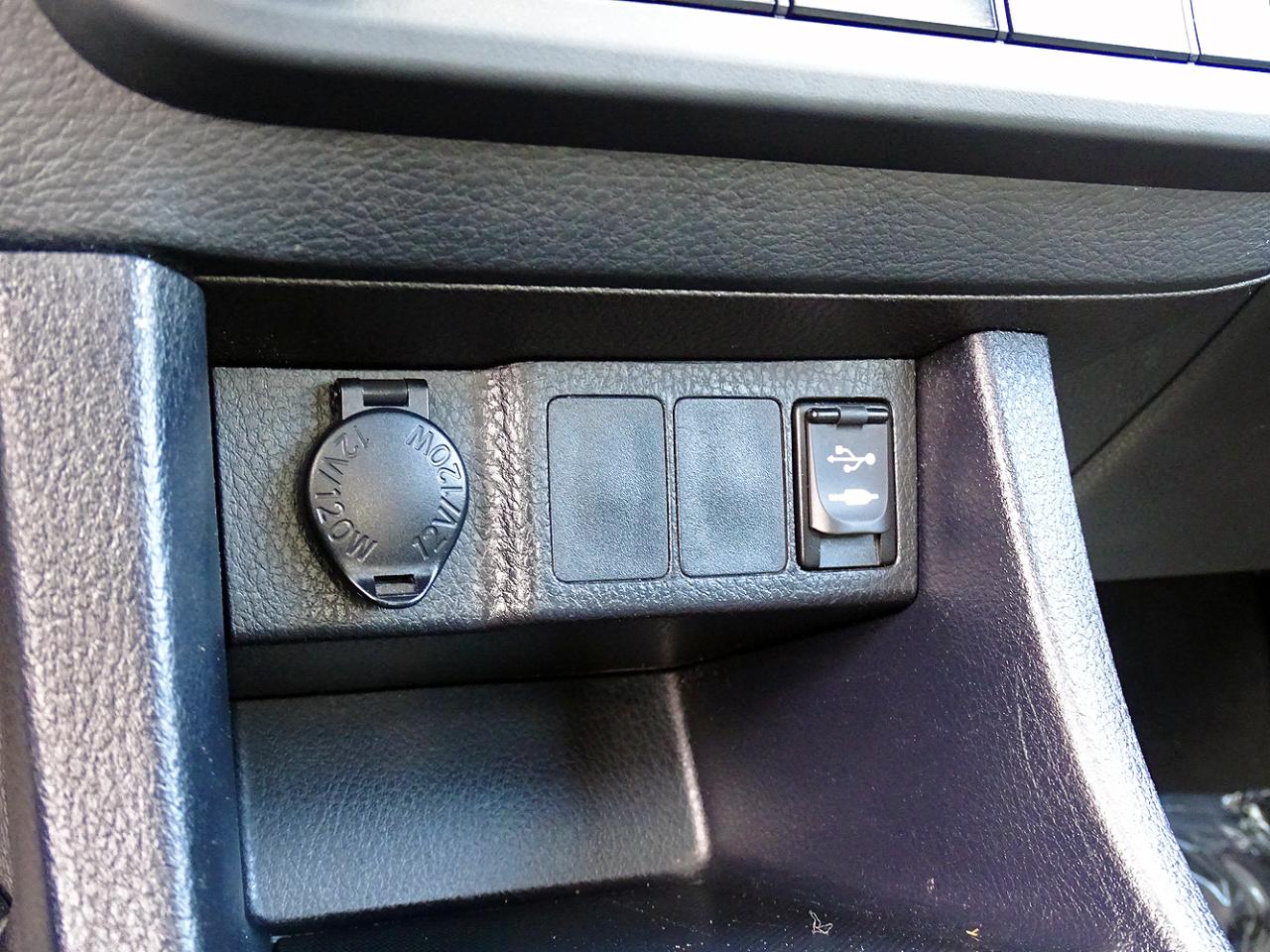 Toyota Corolla 4dr Sdn CVT LE Premium (Natl) 2014