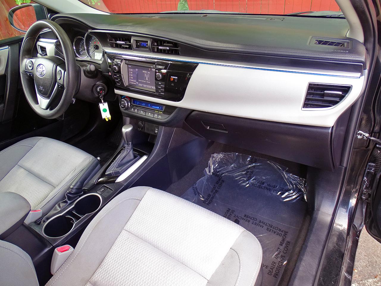 Toyota Corolla 4dr Sdn CVT LE Premium (Natl) 2014