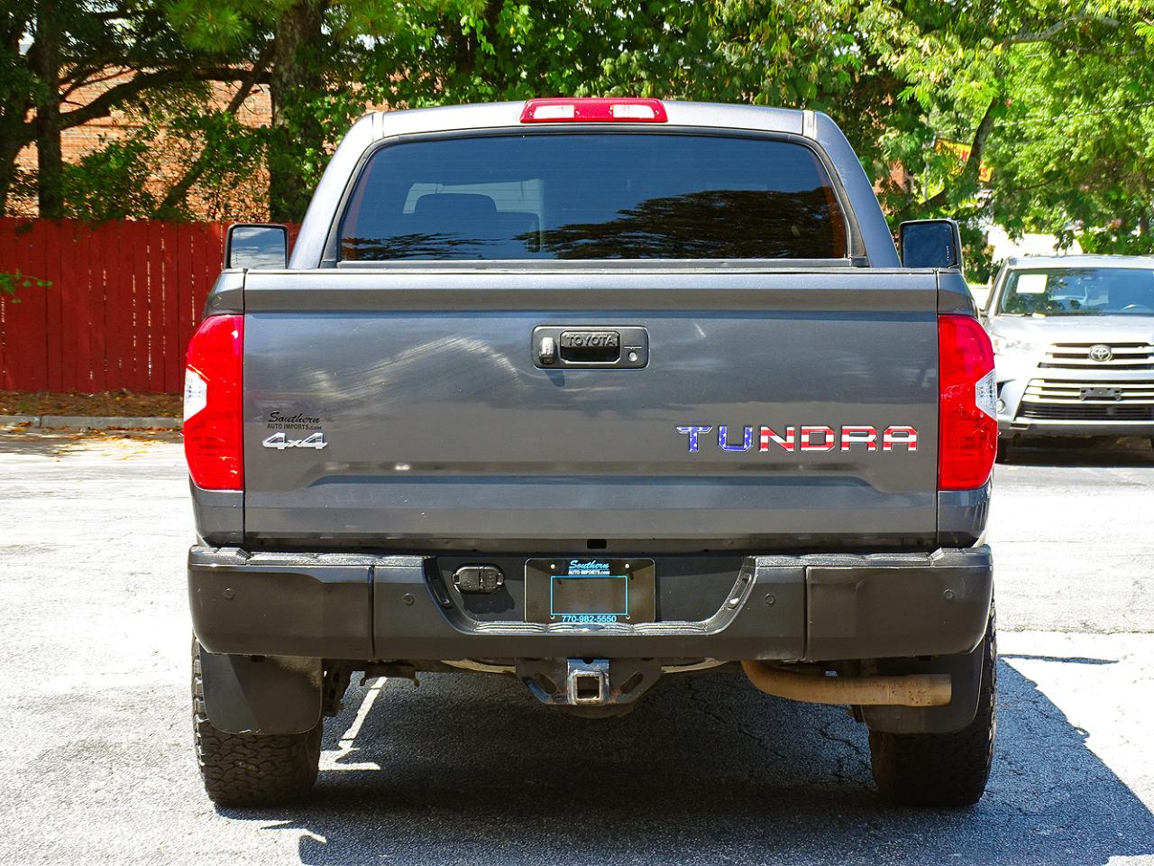 Toyota Tundra 4WD Limited CrewMax 5.5' Bed 5.7L FFV (Natl) 2018