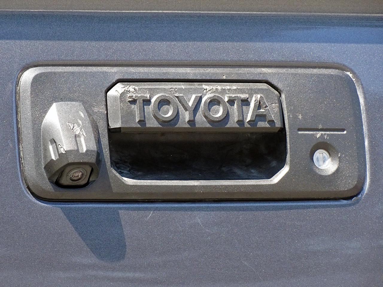 Toyota Tundra 4WD Limited CrewMax 5.5' Bed 5.7L FFV (Natl) 2018
