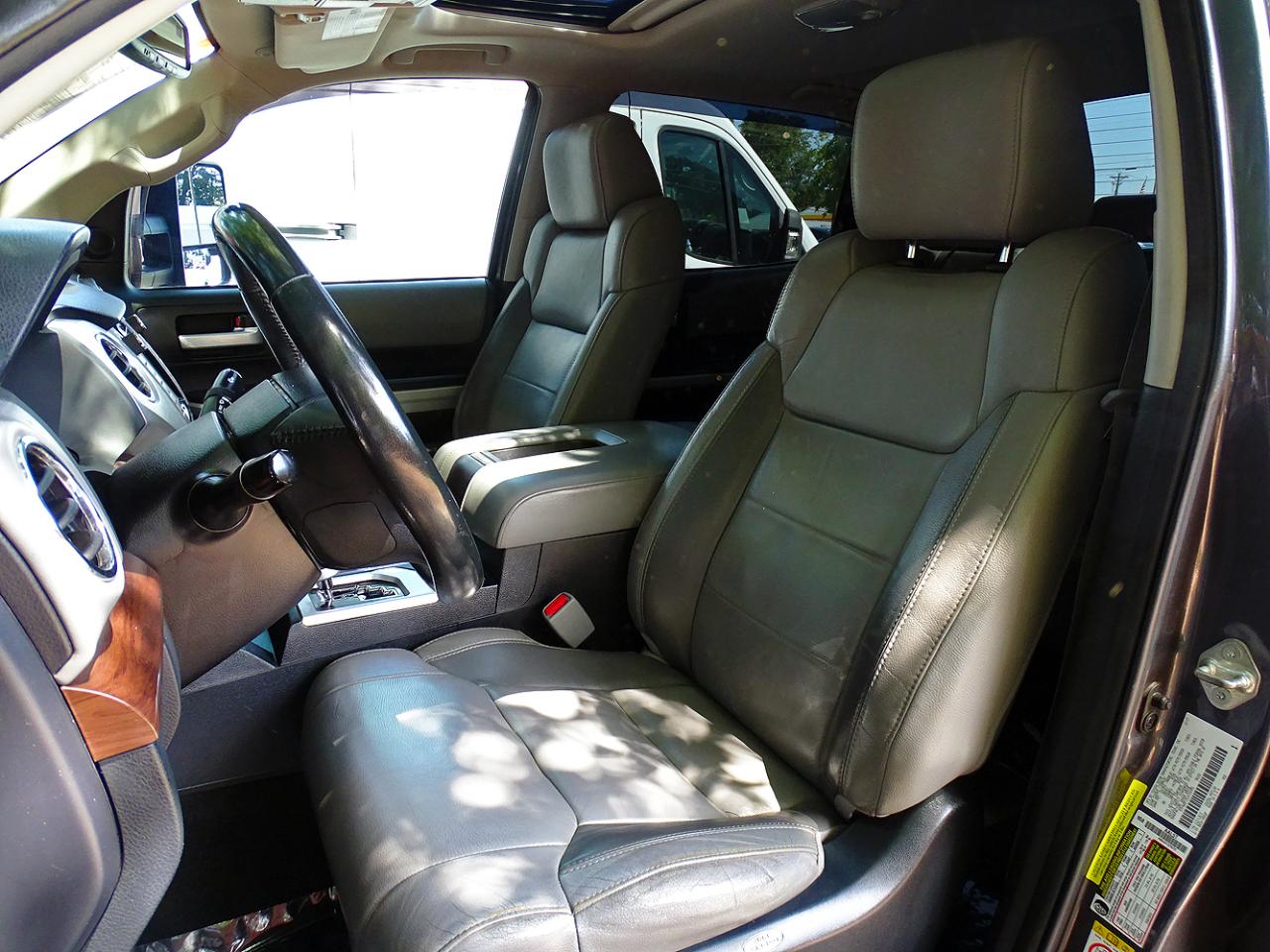 Toyota Tundra 4WD Limited CrewMax 5.5' Bed 5.7L FFV (Natl) 2018