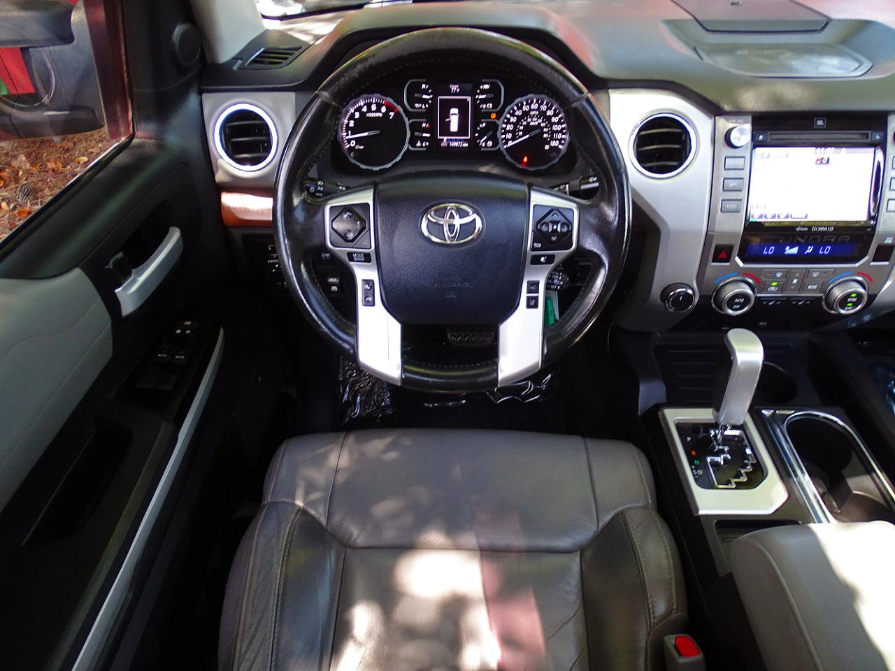 Toyota Tundra 4WD Limited CrewMax 5.5' Bed 5.7L FFV (Natl) 2018