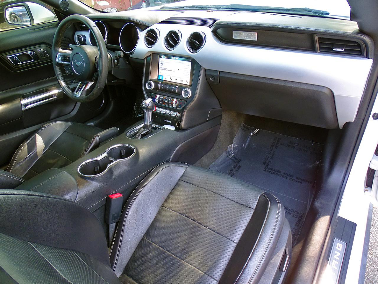 Ford Mustang photo 34