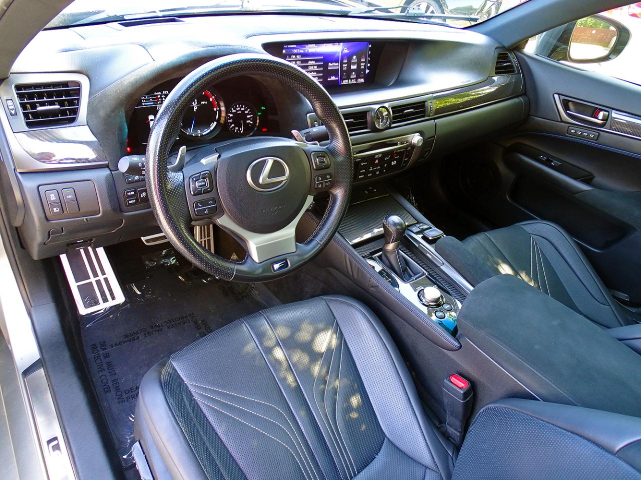 Lexus GS F RWD 2017