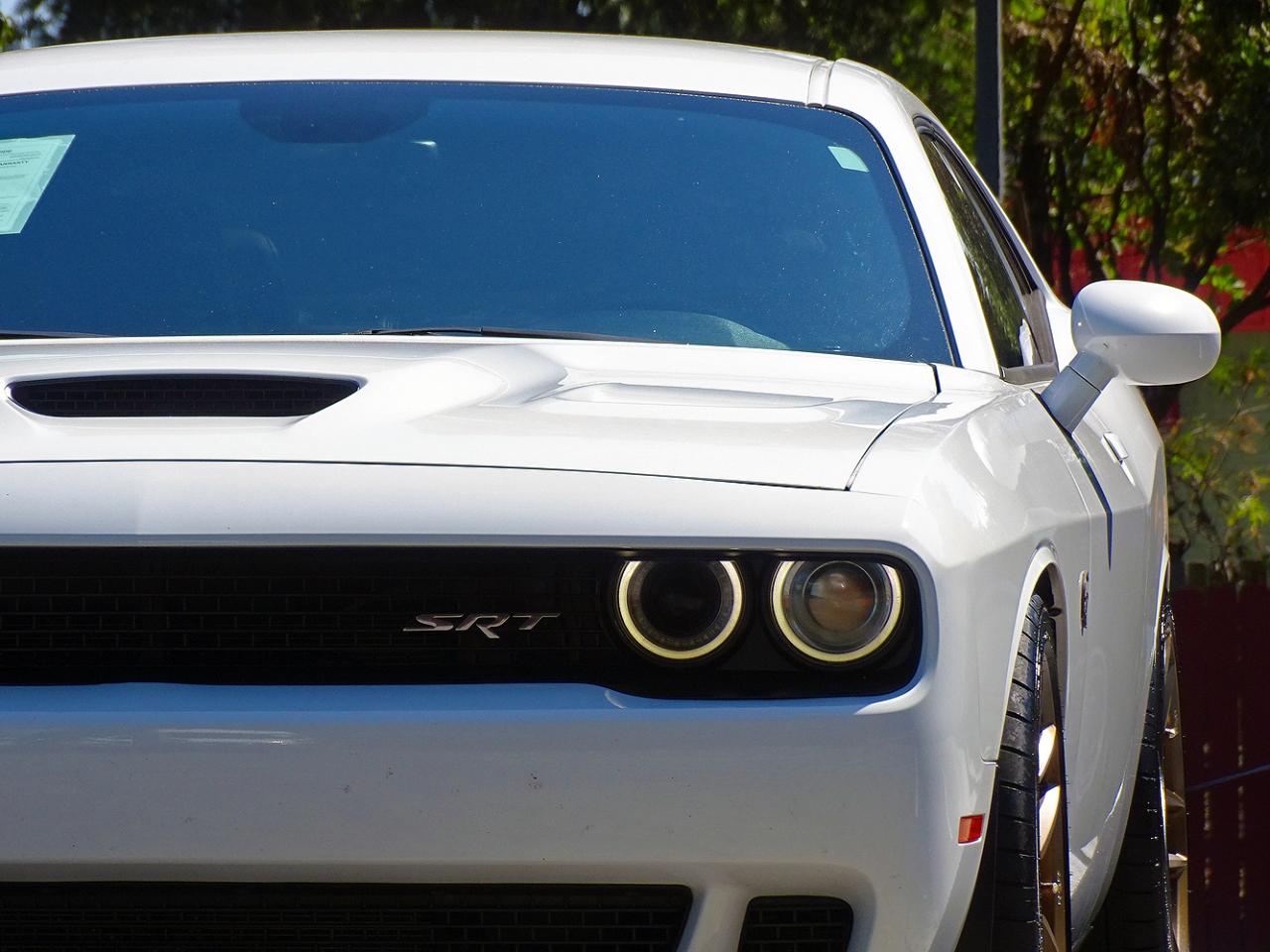 Dodge Challenger photo 10