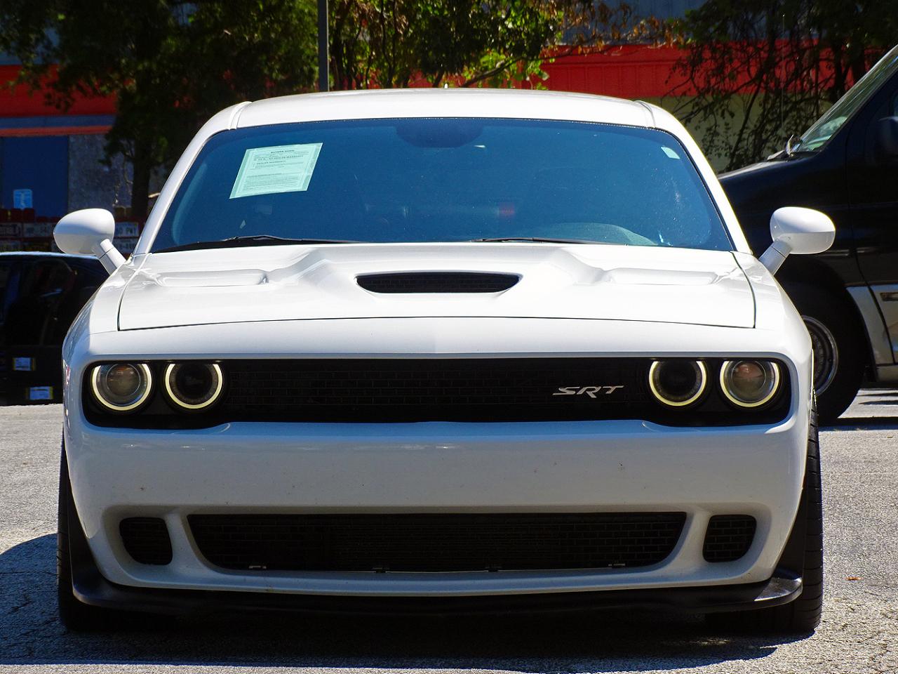 Dodge Challenger photo 11
