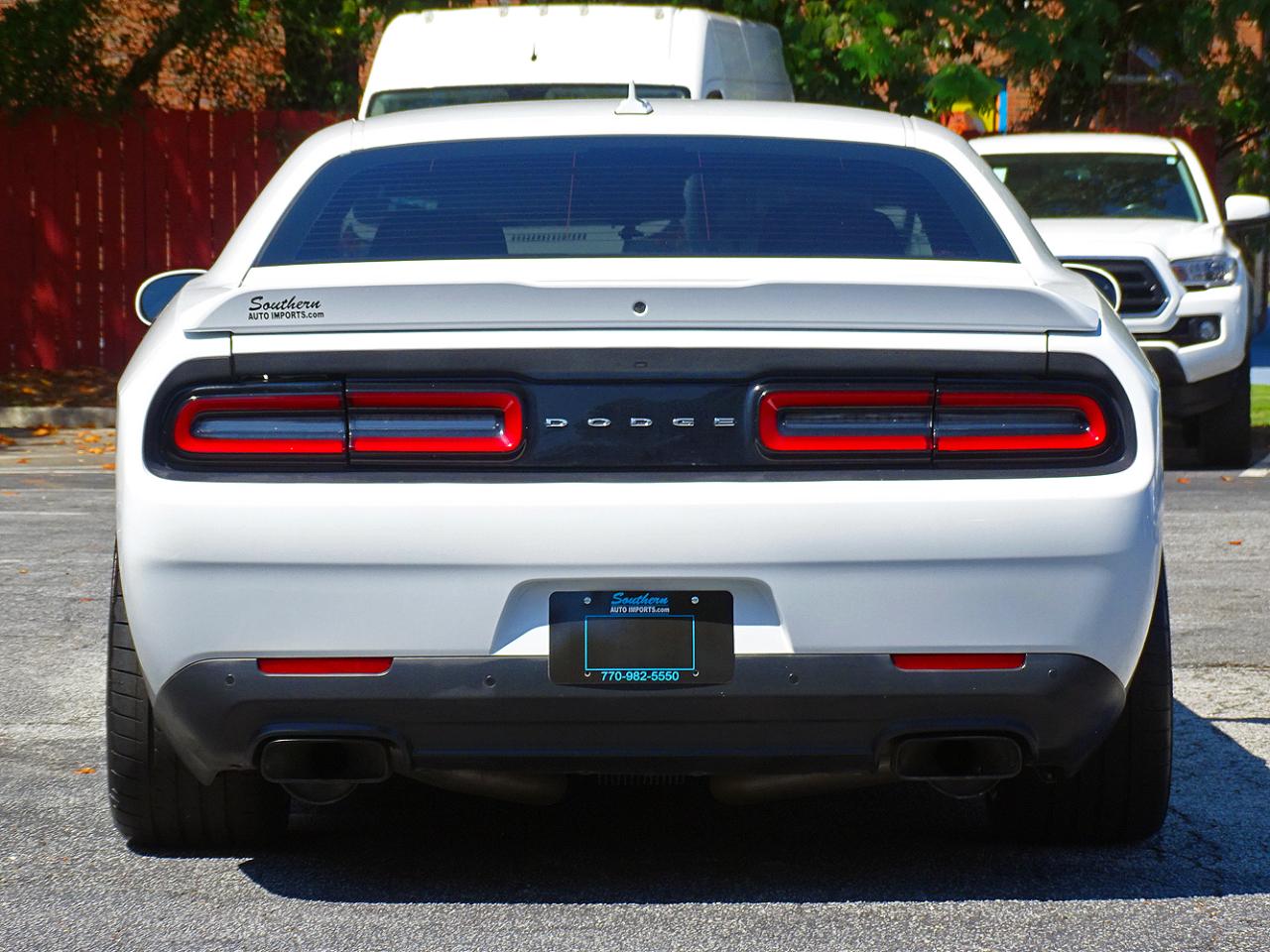 Dodge Challenger photo 17