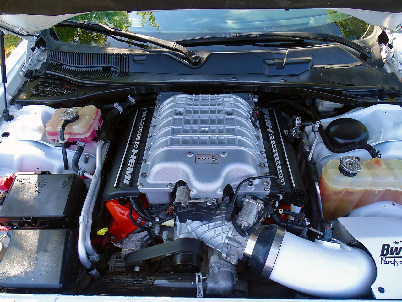 Dodge Challenger photo 18
