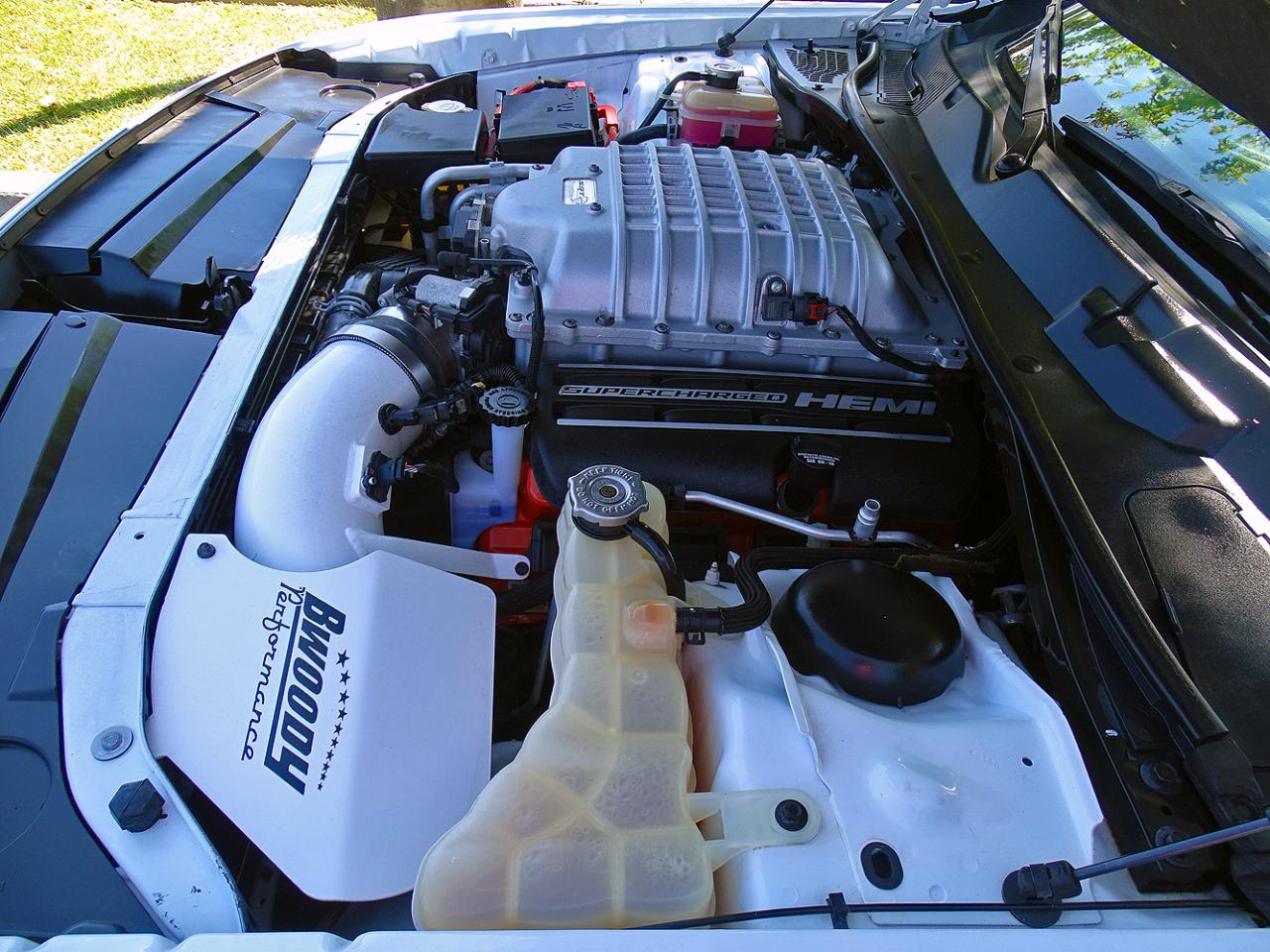 Dodge Challenger photo 22