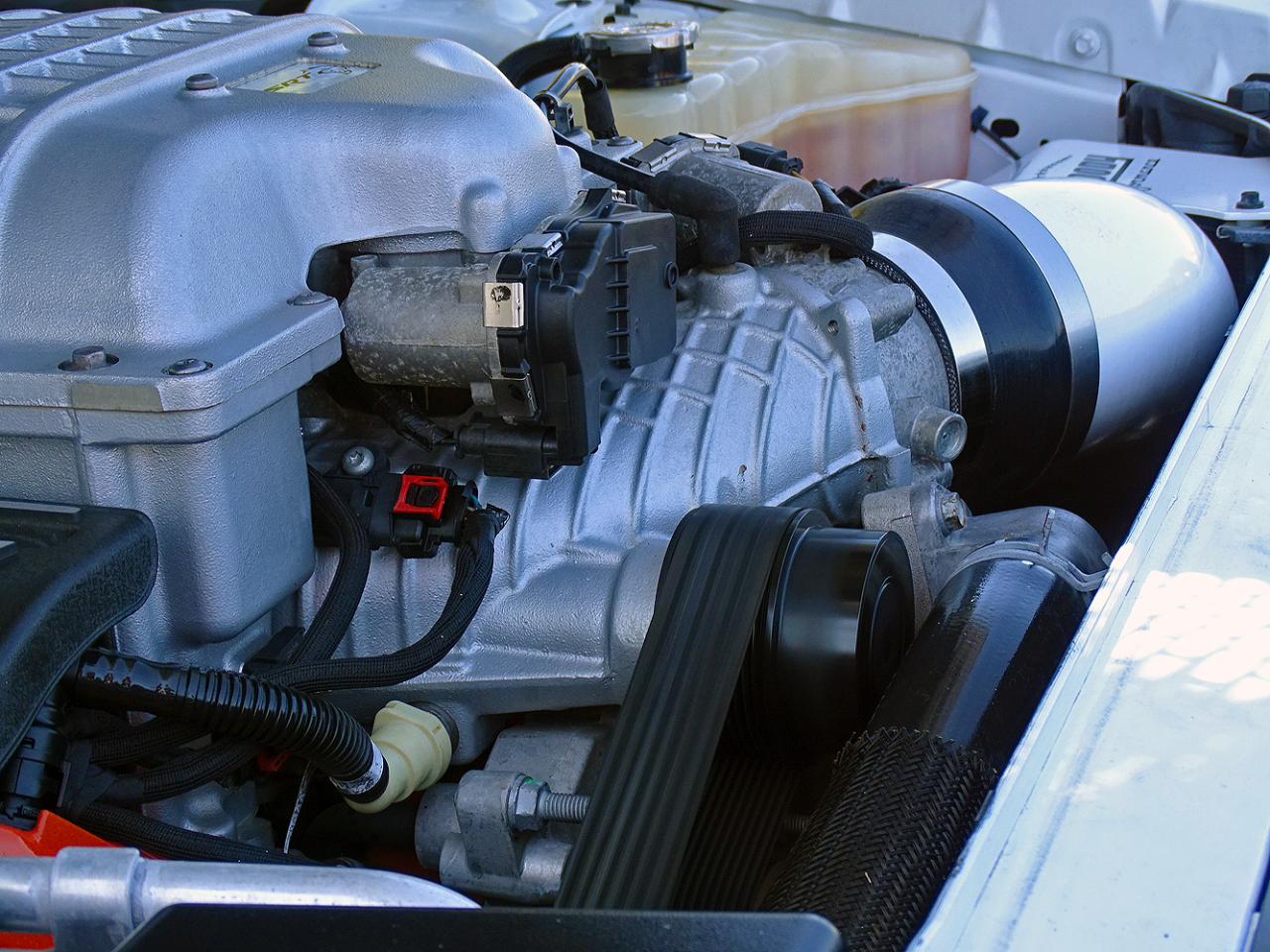 Dodge Challenger photo 23