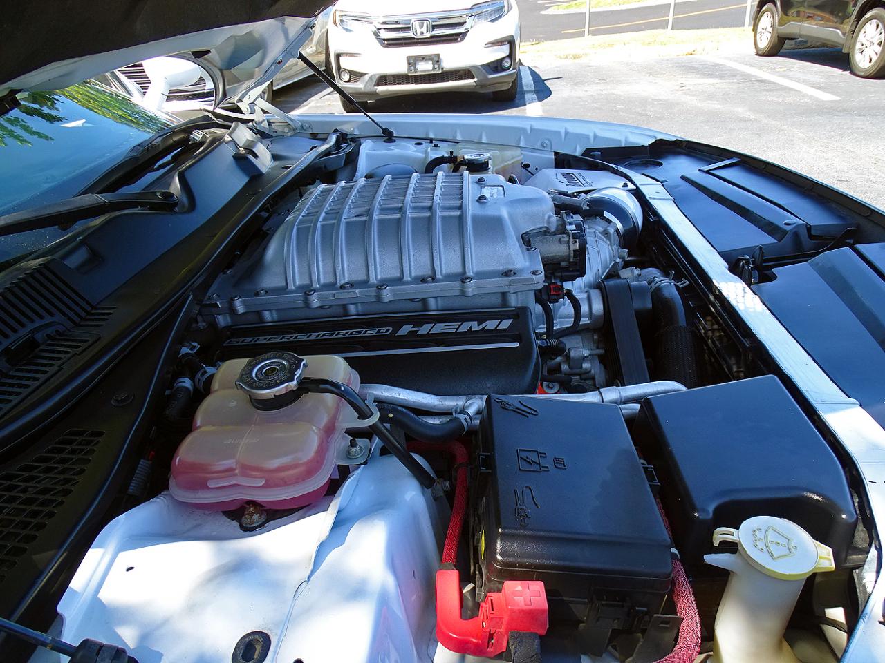 Dodge Challenger photo 24