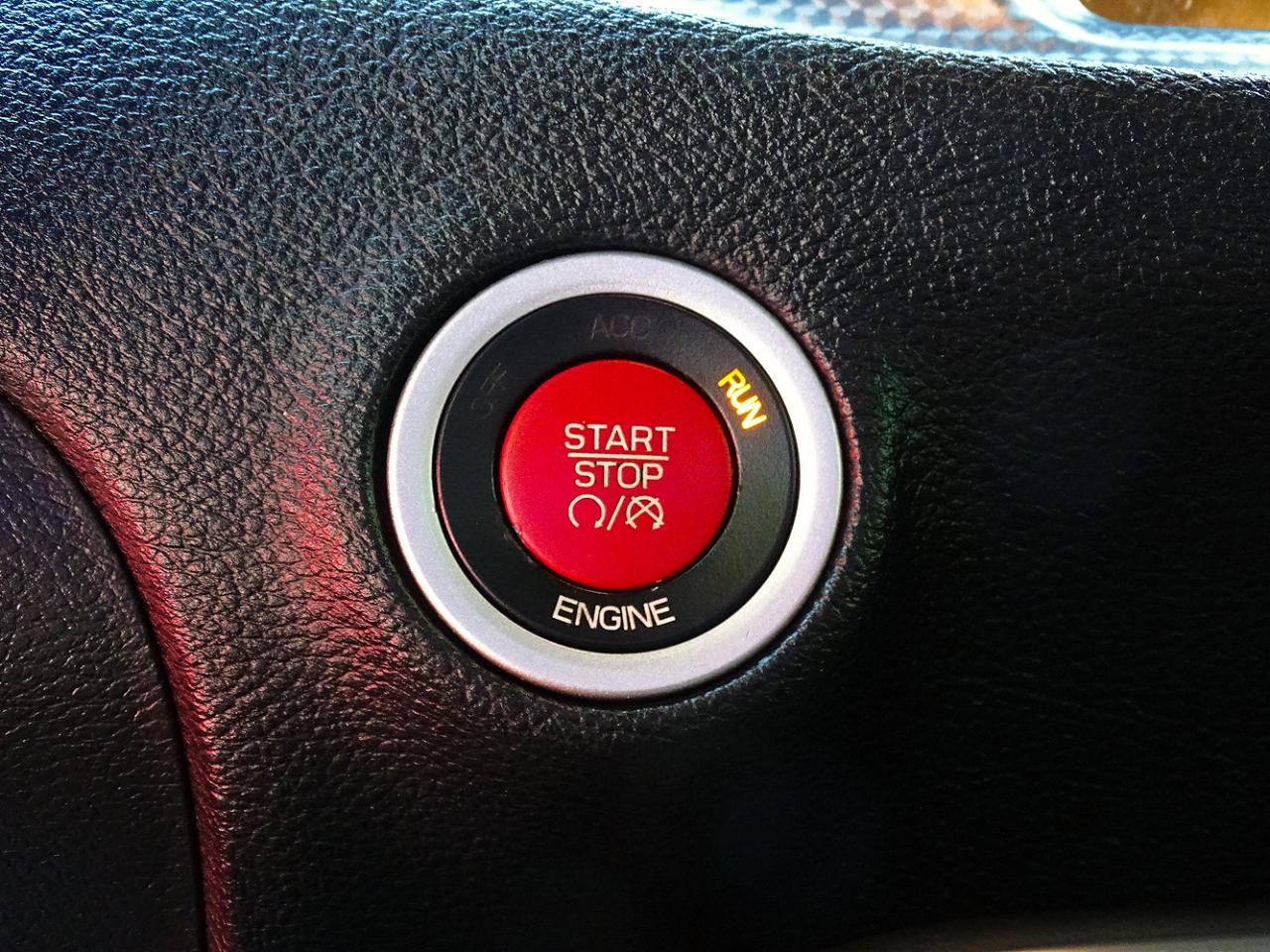 Dodge Challenger photo 36