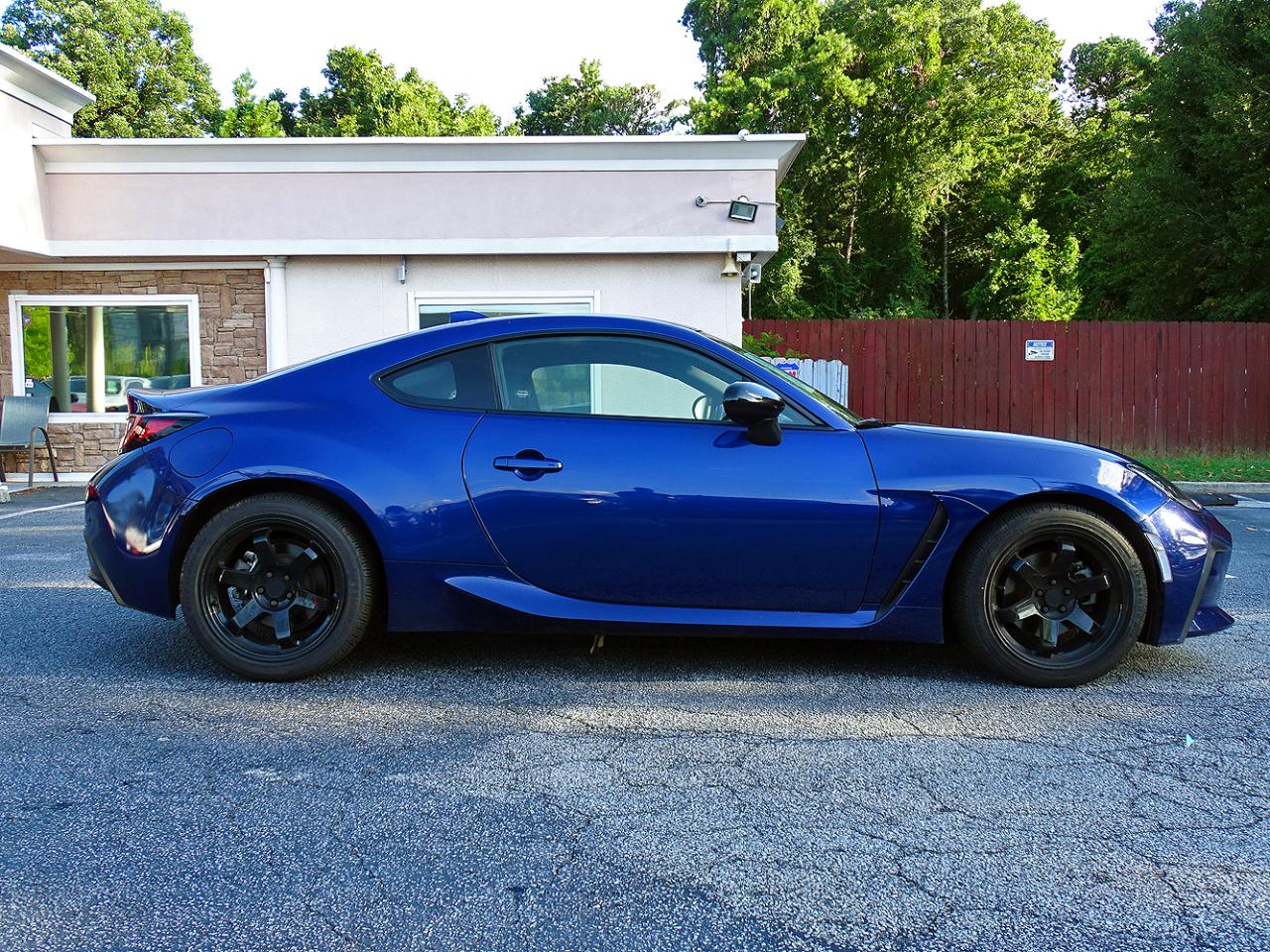 Toyota GR86 photo 9