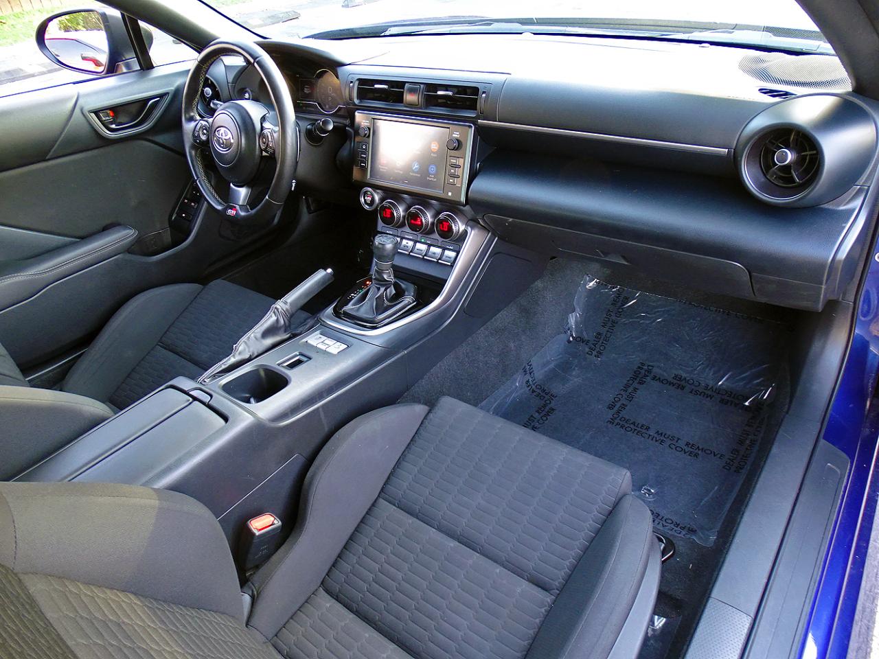 Toyota GR86 photo 30