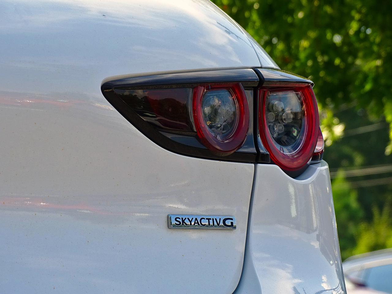Mazda Mazda3 photo 12