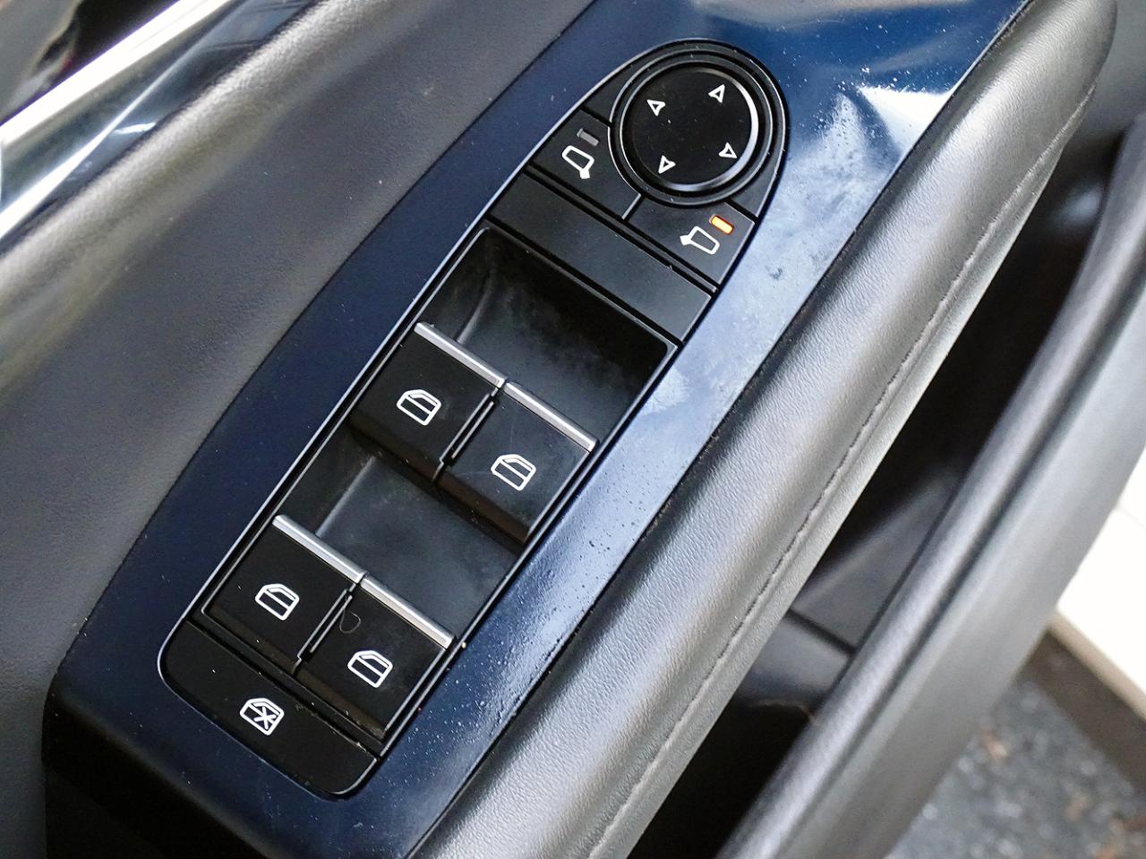 Mazda Mazda3 photo 19