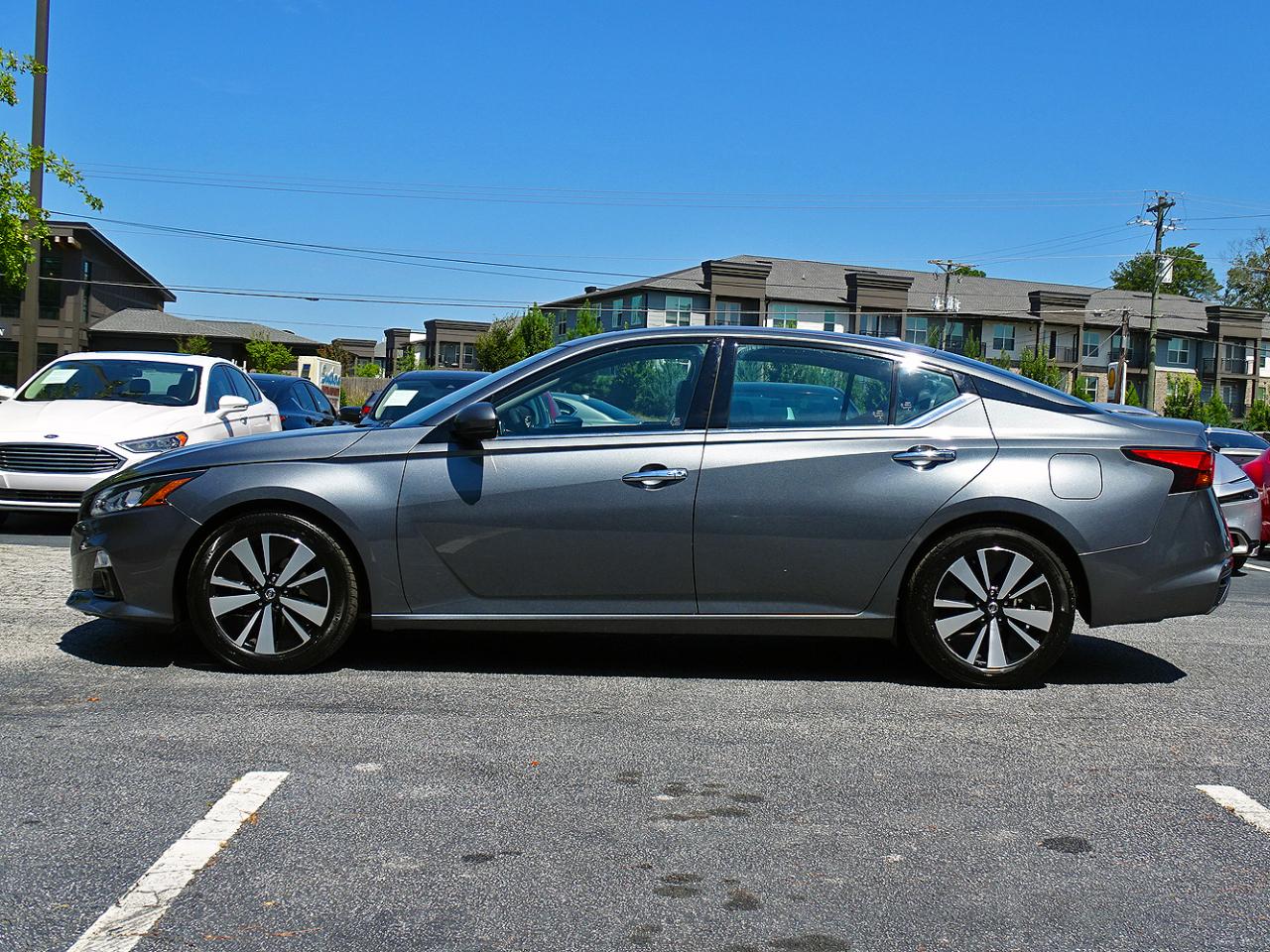 Nissan Altima 2.5 SL Sedan 2020