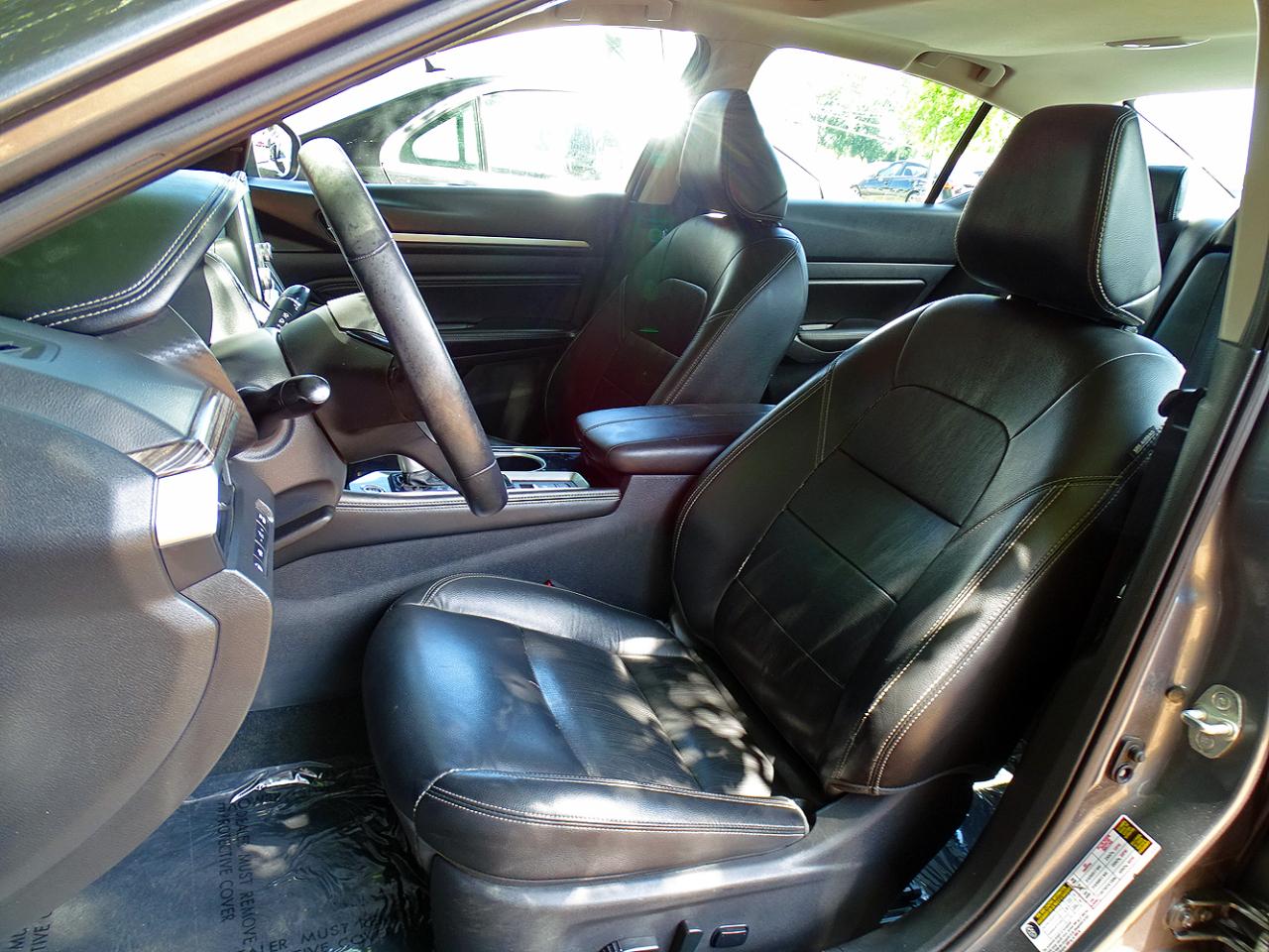 Nissan Altima 2.5 SL Sedan 2020