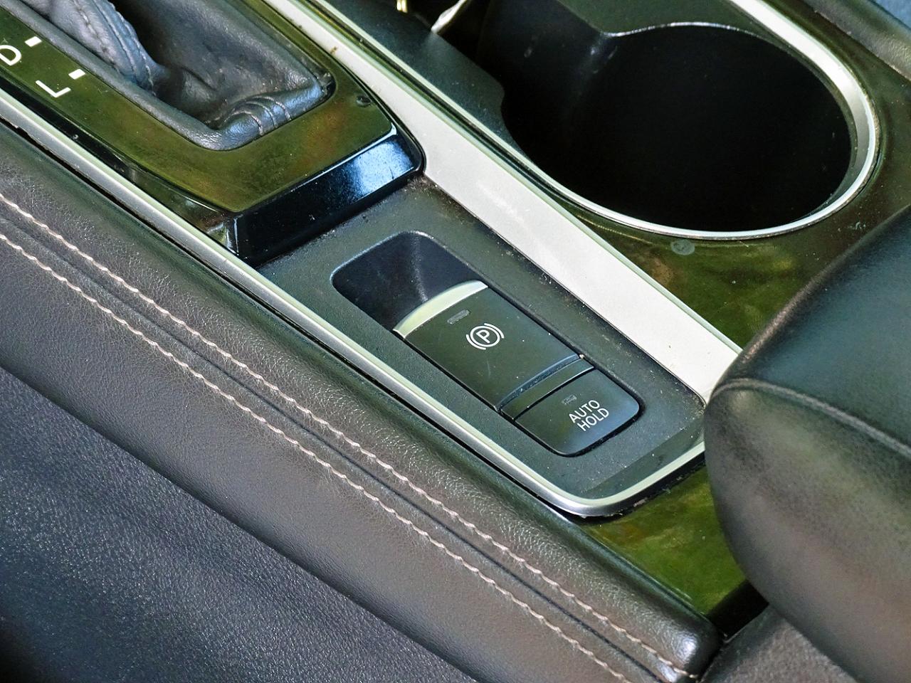 Nissan Altima 2.5 SL Sedan 2020