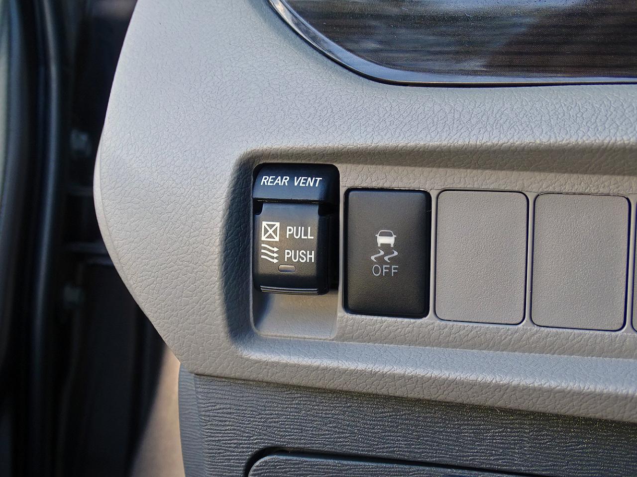 Toyota Sienna XLE 8-Passenger FWD 2020