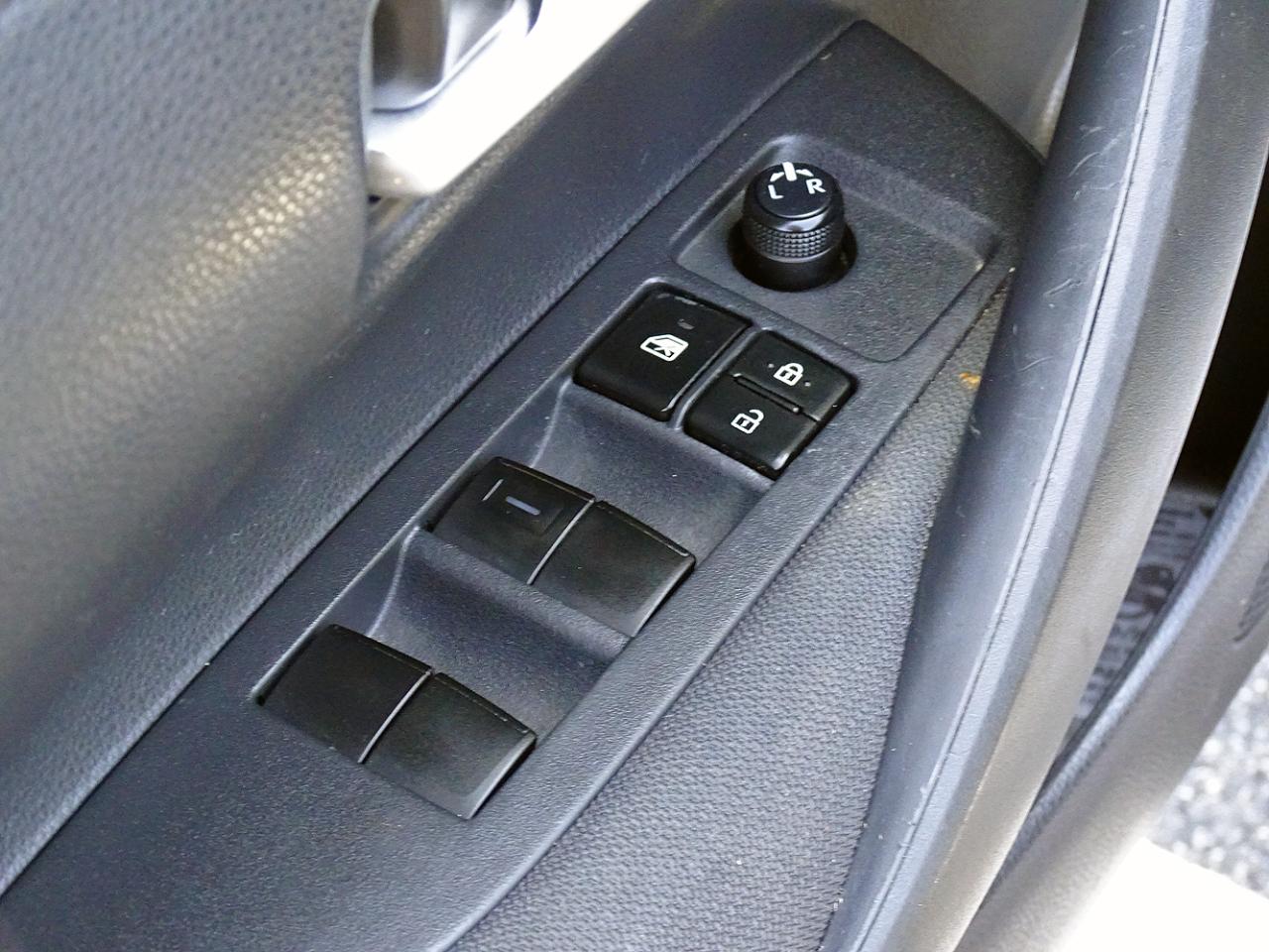 Toyota Corolla photo 16