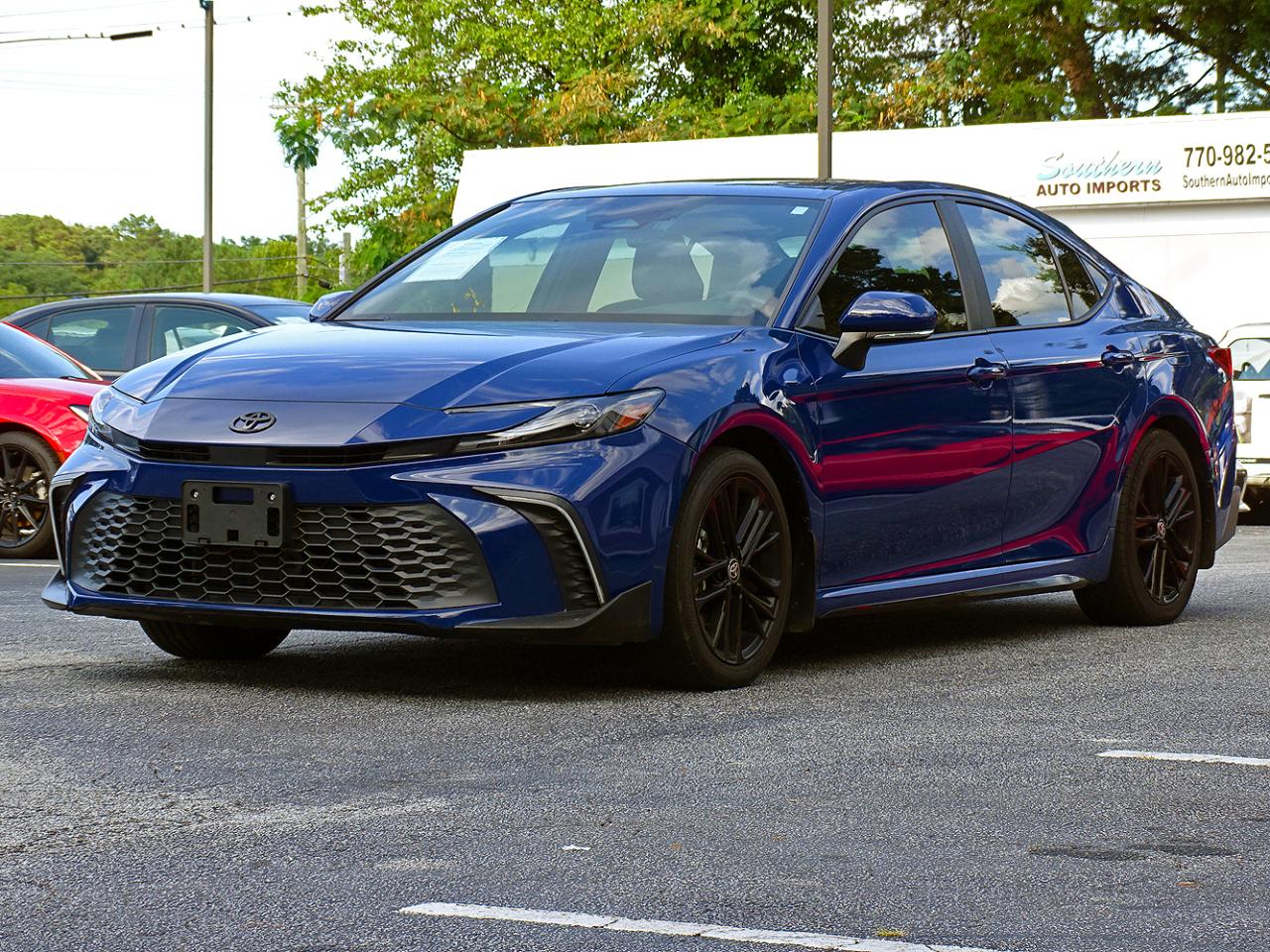 Toyota Camry SE 2025