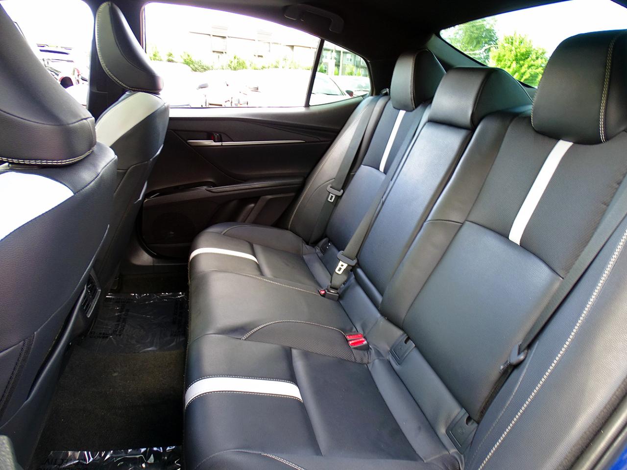 Toyota Camry SE 2025