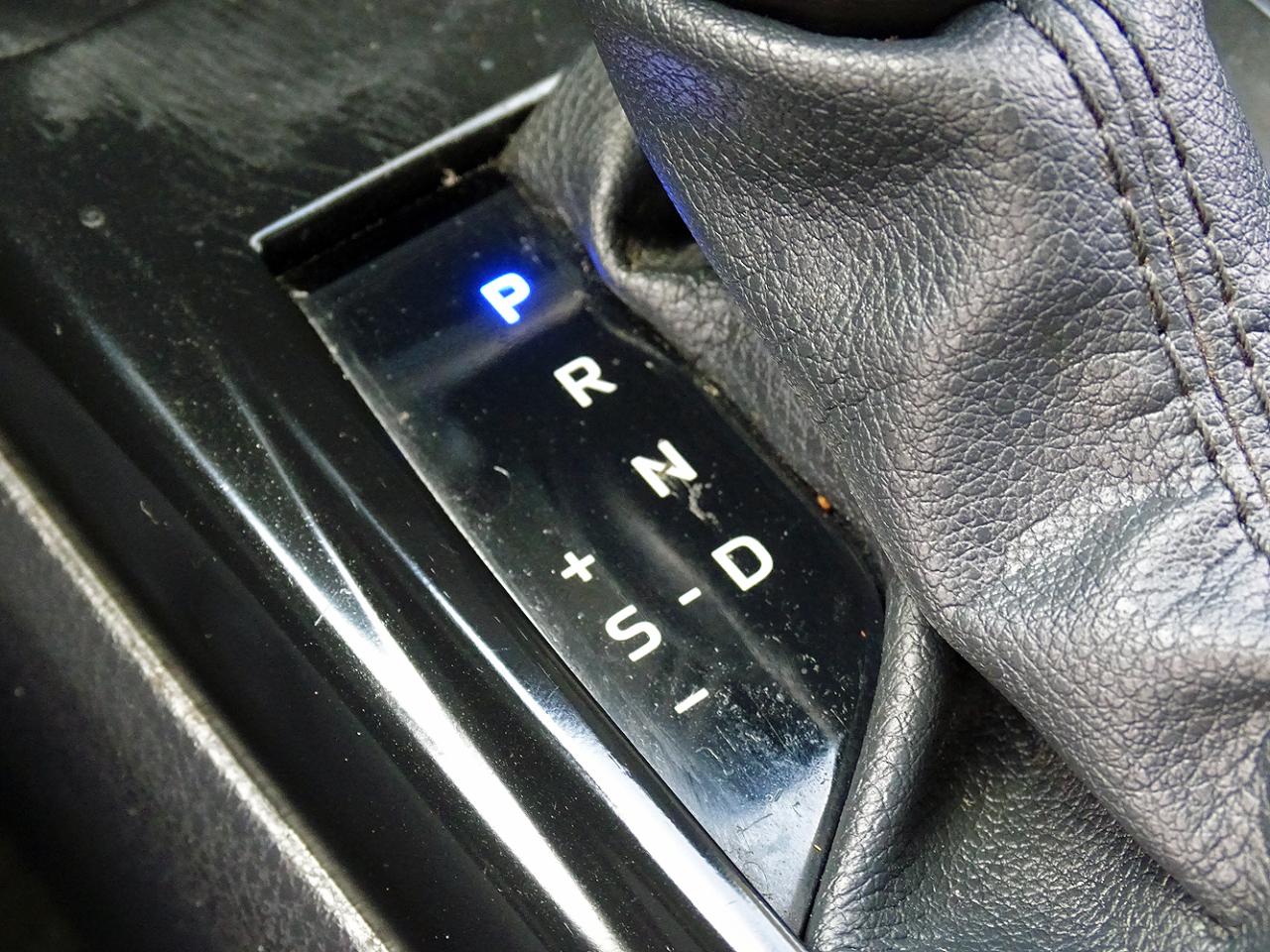 Toyota Camry SE 2025