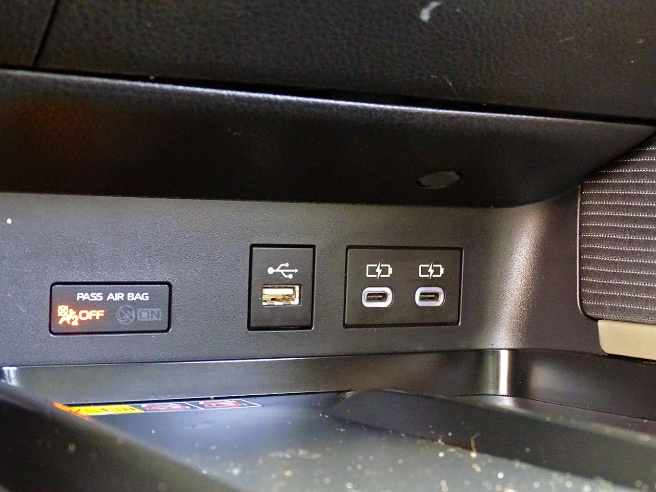 Toyota Camry SE 2025