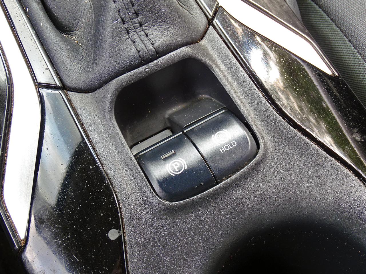 Toyota Corolla LE CVT (Natl) 2020
